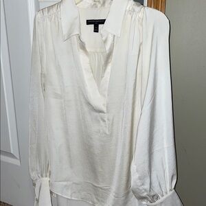 Banana Republic Cream V-Neck Blouse